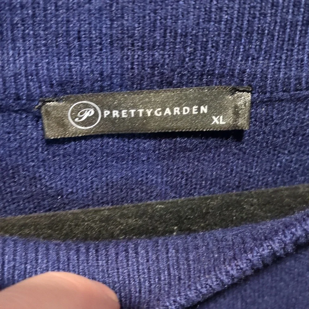 Navy patterned sweater - Picture 2 of 3